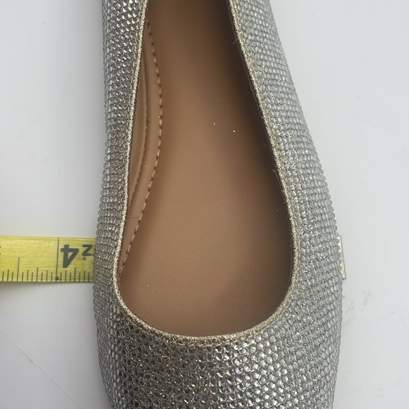 INC International Concepts Women's Shimmering silver rhinestones, flats, Sz: 7 - Picture 7 of 7